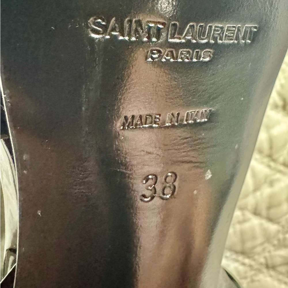 Saint Laurent Black Platform Sandals with Strappy Design - Picture 13 of 14